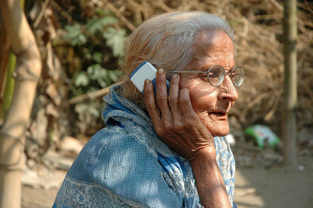 প্রবীণ দিবস: প্রবীণরা সমাজের সম্মান