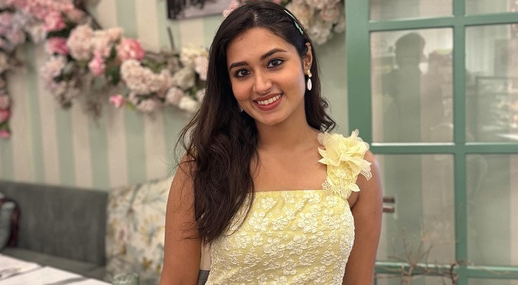ভোট দিতে পারছেন না, যা বললেন তাসনিয়া ফারিণ