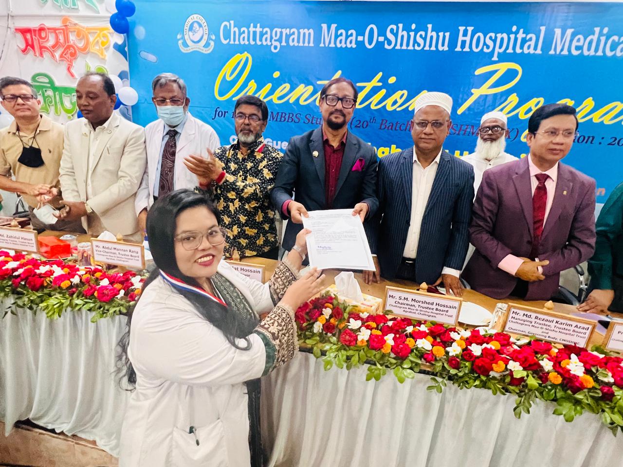 মা ও শিশু হাসপাতালের করোনা  ওয়ার্ড পরিদর্শন করলেন মেয়র শাহাদাত
