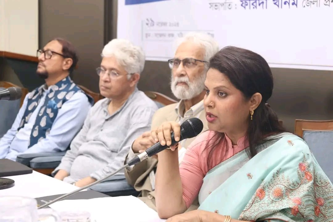 দেশকে এগিয়ে নিতে জাতীয় ঐক্য গড়ে তুলতে হবে : ভূমি উপদেষ্টা