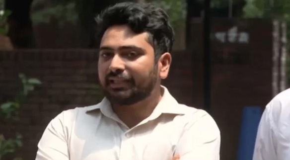 জাতীয় দিবস নিয়ে যা বললেন উপদেষ্টা নাহিদ