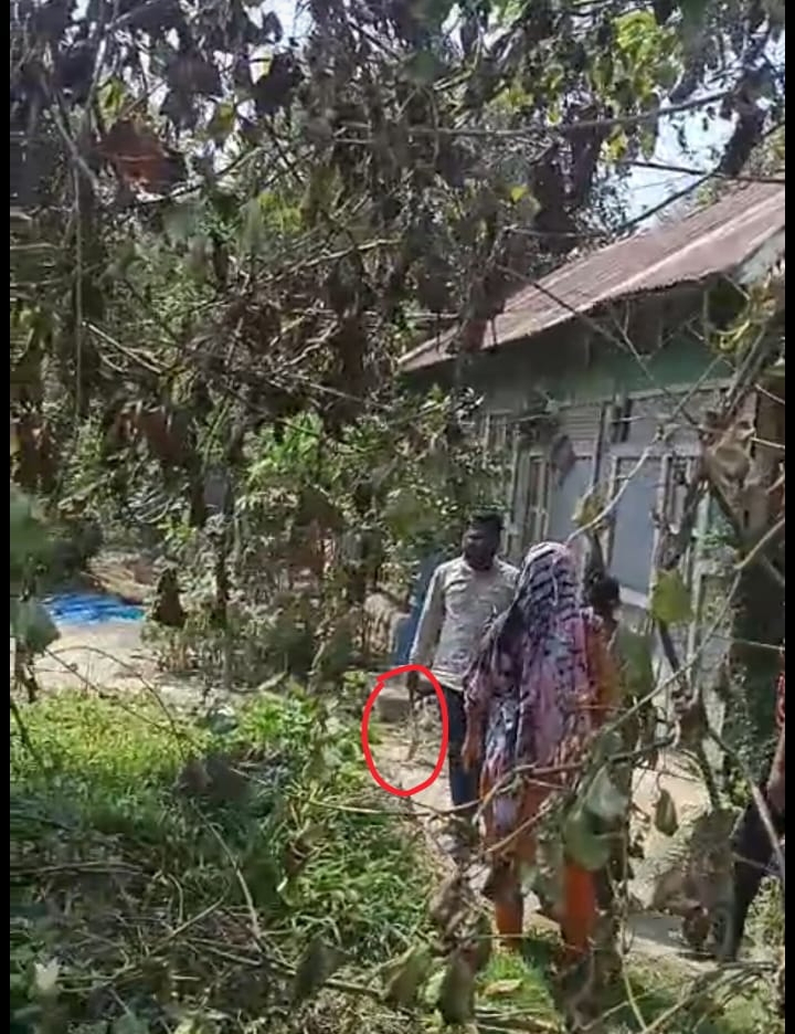 চান্দিনায় জমি সংক্রান্ত বিরোধে যুবককে কুপিয়ে হত্যার চেষ্টা।
