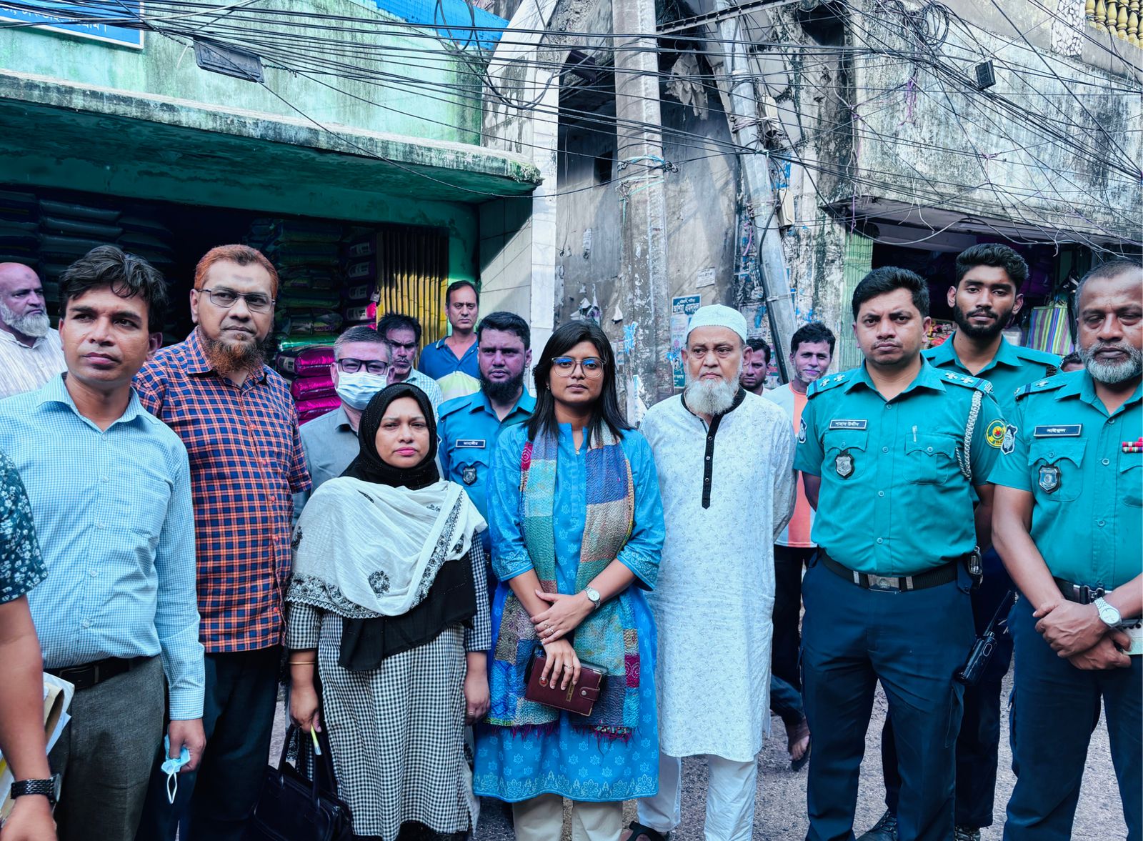 চট্টগ্রামে নিত্যপ্রয়োজনীয় খাদ্যশস্যের বেআইনী মজুদ বিরোধী অভিযান ও মোবাইল কোর্ট পরিচালনা