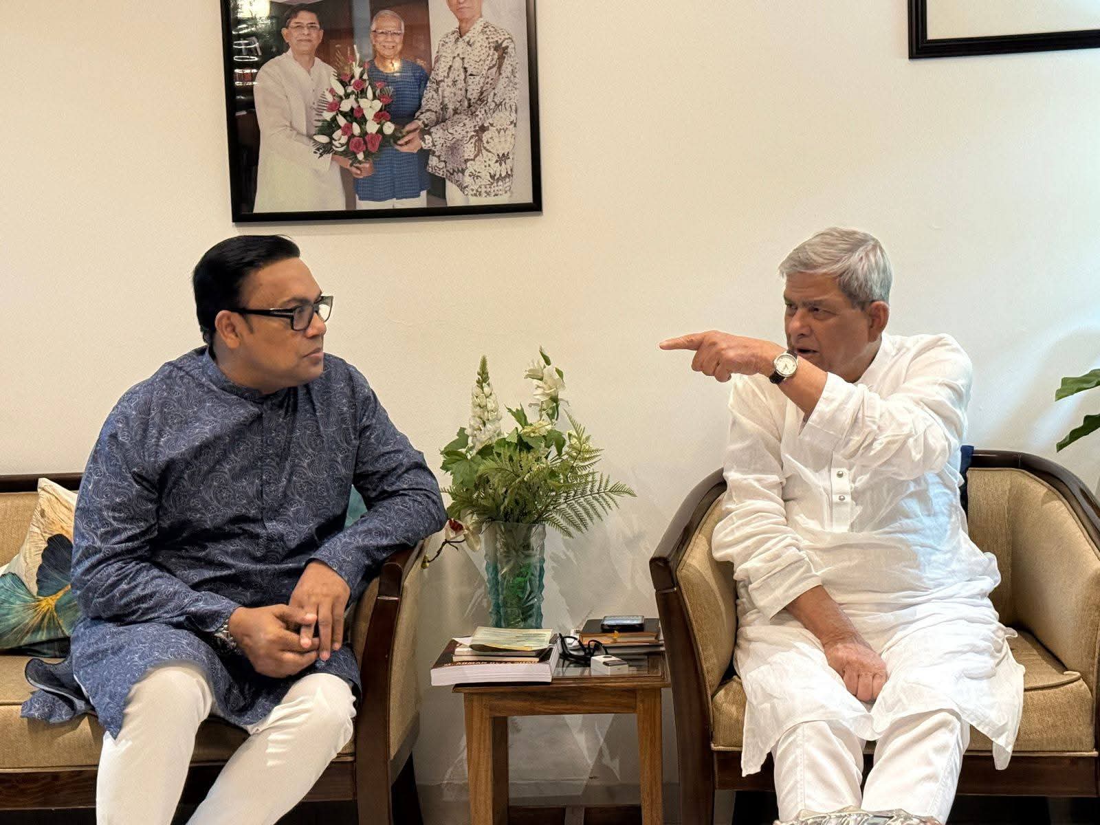 বিএনপি মহাসচিবের সঙ্গে মিজানুর রহমান ভূঁইয়ার সৌজন্য সাক্ষাৎ