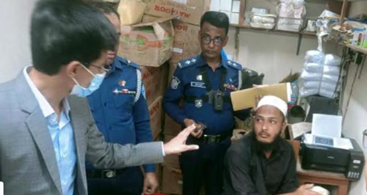 অবৈধভাবে তৈরি হচ্ছিল ভোটের সিল, প্রেস মালিক আটক